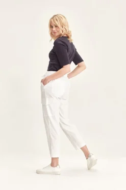Acrobat Soft Cargo | White