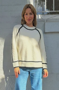 Fashion Express Oliver Knit | White