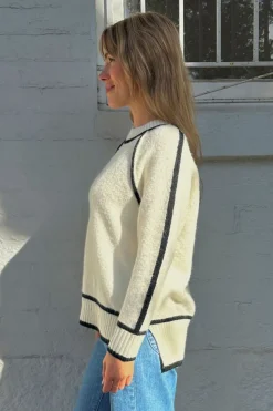 Fashion Express Oliver Knit | White