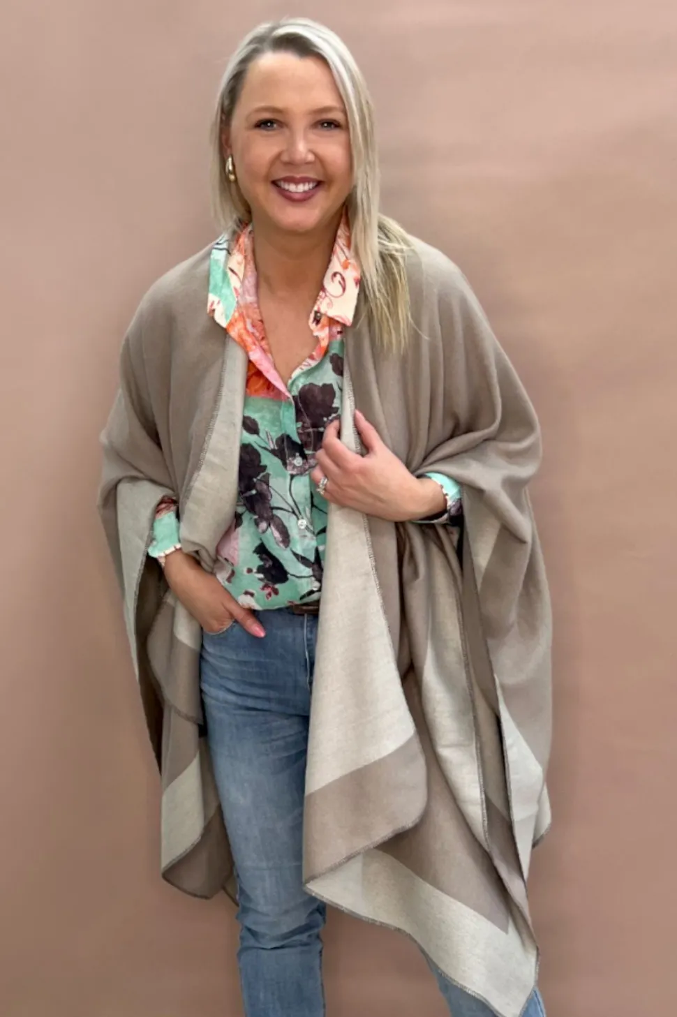 Gordon Smith Reversible Wrap | Natural