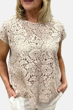Mela Purdie Transit T | Oaten