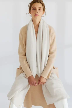 Mia Fratino Pure Cashmere Wrap | Alabaster