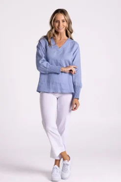 Silvermaple Collection Carrie Linen V-Neck Top | Sky