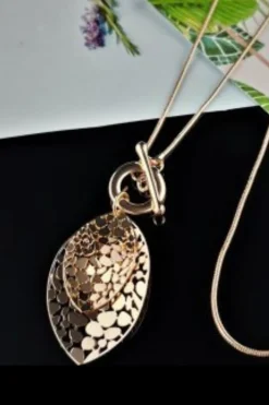 Silvermaple Collection Ella Necklace | Gold