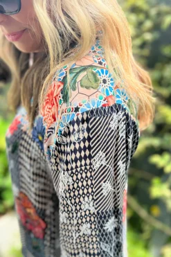 Silvermaple Collection Natalie Shirt | Winter Floral