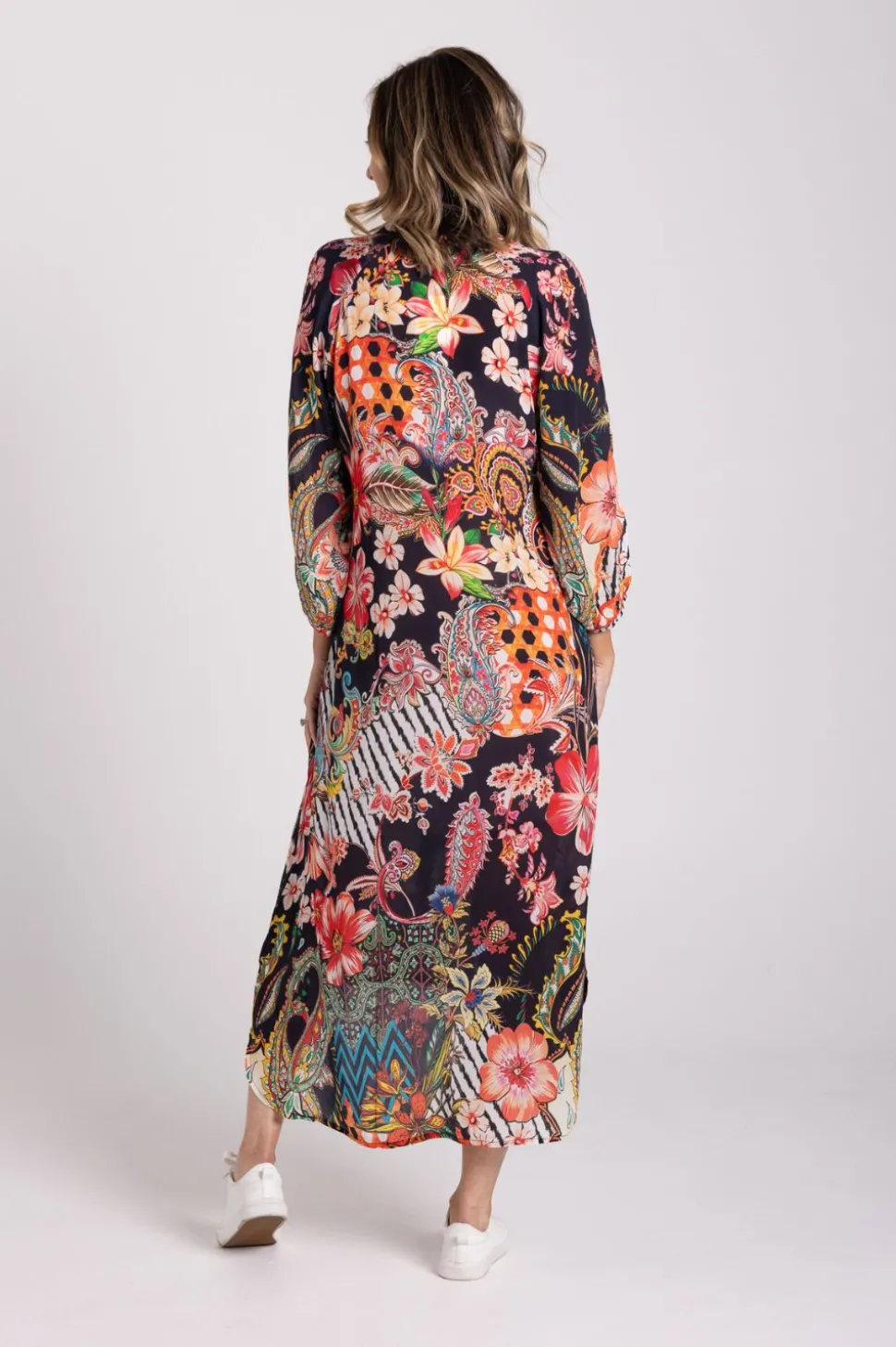 Silvermaple Collection Zara Mandarin Maxi Dress | Midnight Garden