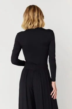 Tani Long Sleeve Scoop Top | Black | 79350