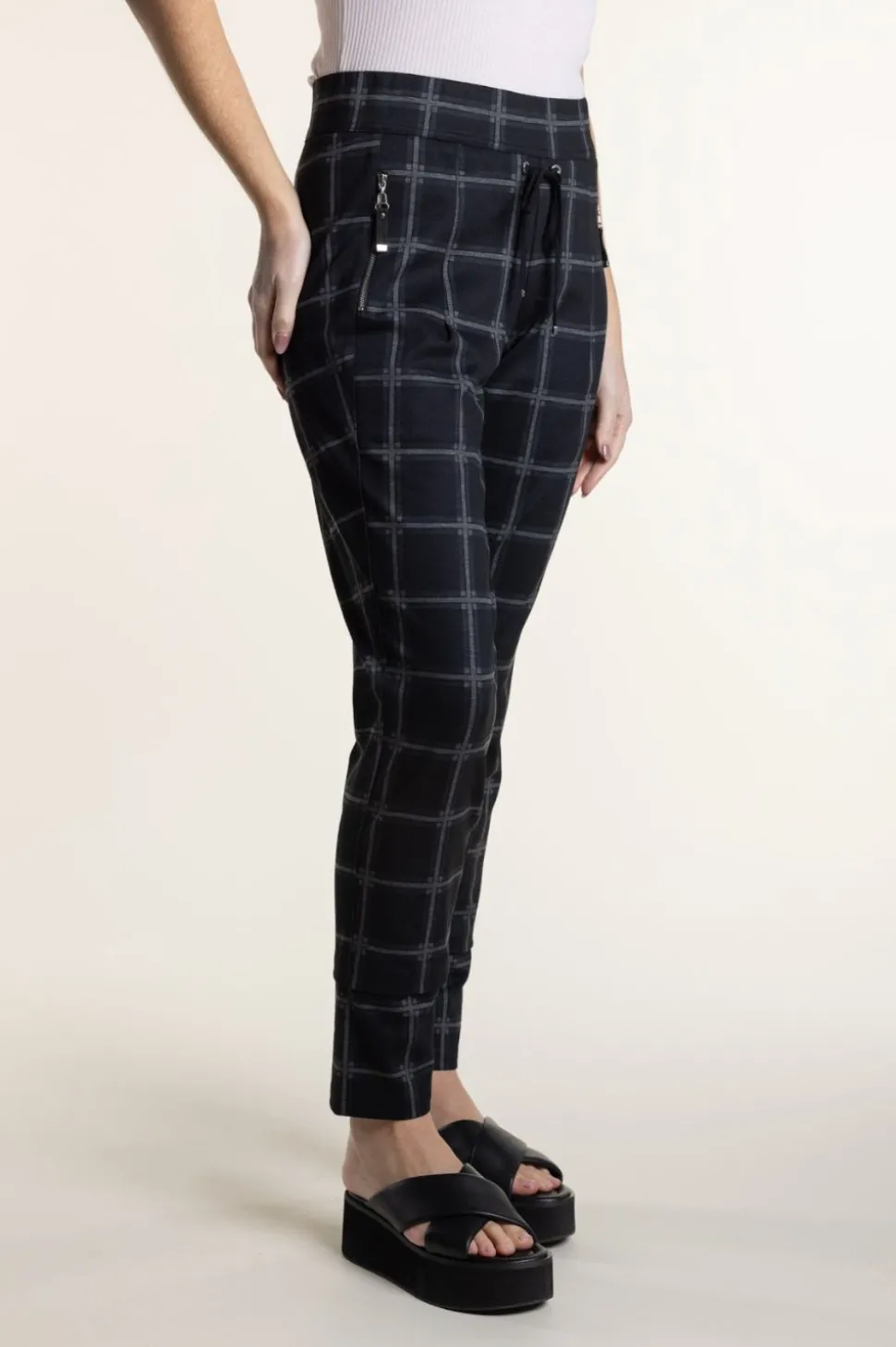 Two T's Check Ponte Panel Pant | Large Check
