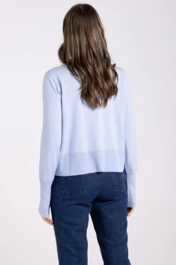 Two T's Crop Cardi | Powder Blue