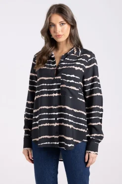 Two T's Tie Dye Shirt | Black/Almond/White