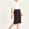 Verge Acrobat Rolled Short | Black